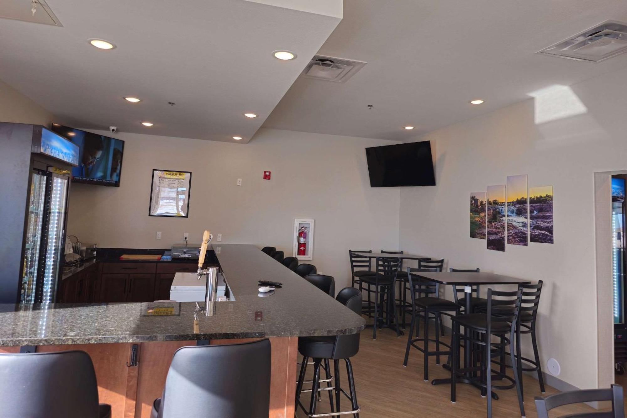 Comfort Inn & Suites At Sanford Sports Complex ซูฟอลส์ ภายนอก รูปภาพ