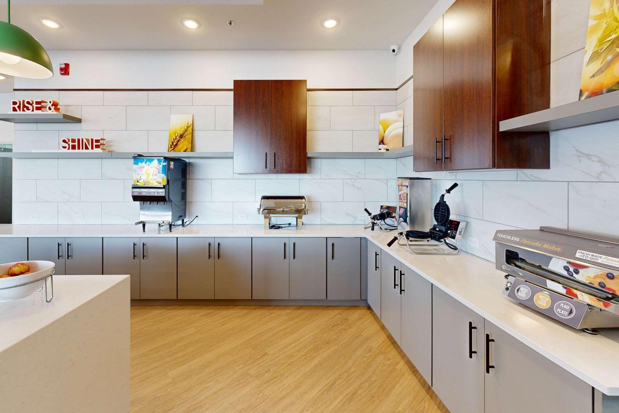 Comfort Inn & Suites At Sanford Sports Complex ซูฟอลส์ ภายนอก รูปภาพ