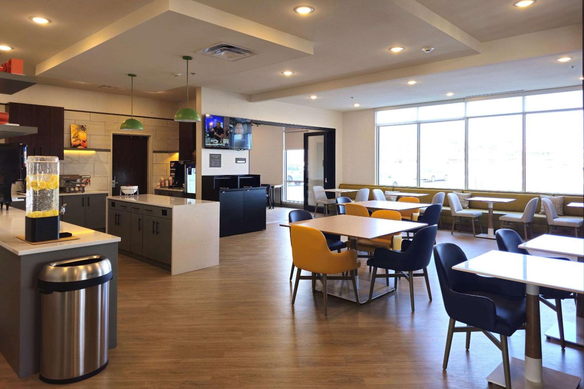 Comfort Inn & Suites At Sanford Sports Complex ซูฟอลส์ ภายนอก รูปภาพ