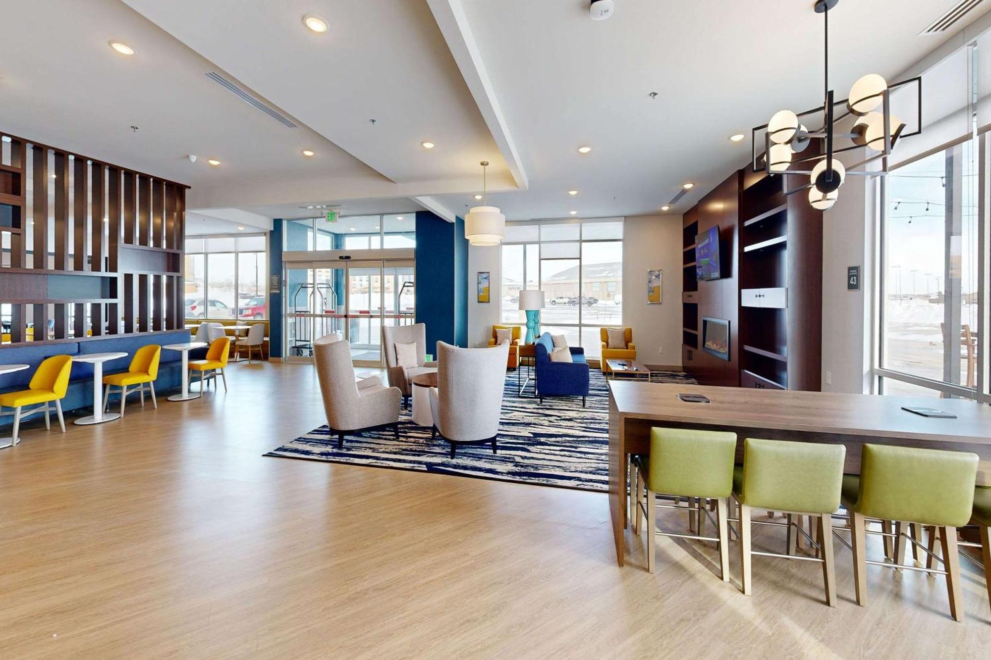 Comfort Inn & Suites At Sanford Sports Complex ซูฟอลส์ ภายนอก รูปภาพ